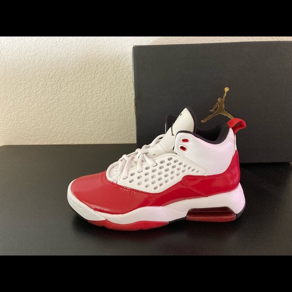 NEW NIKE AIR JORDAN MAXIN 200 (GS) SZ 5Y WHITE/BLACK-GYM RED-WHITE CD6123 106 - Picture 13 of 15